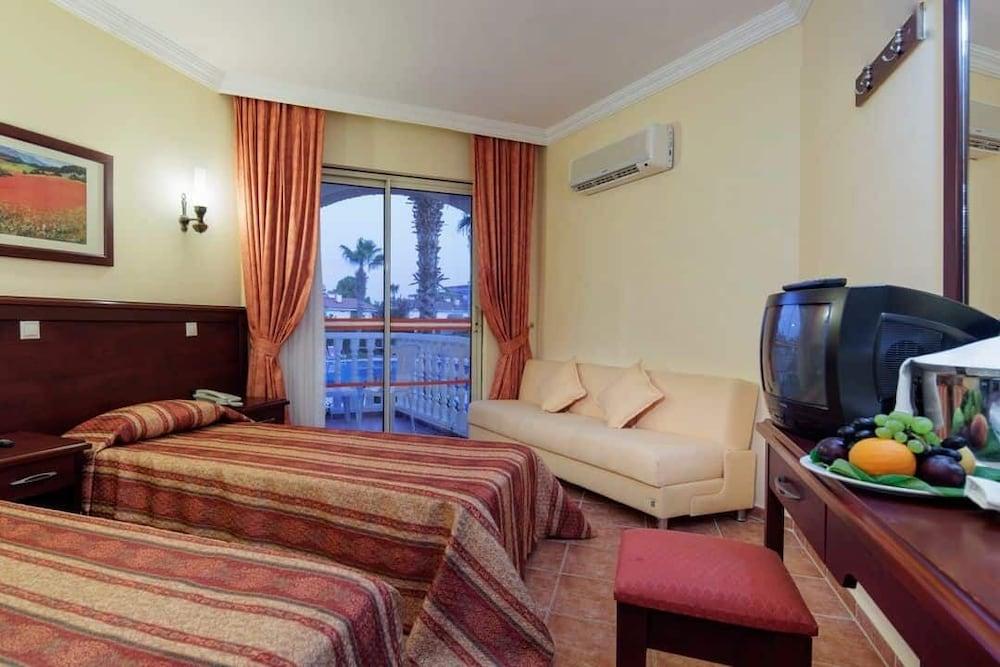 Larissa Sultan Beach Çamyuva Esterno foto